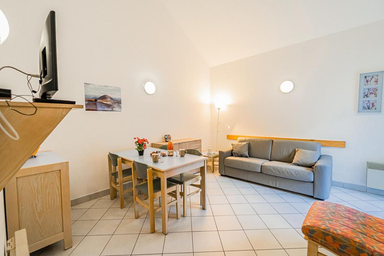 Village De Gites De Blajoux Quezac  外观 照片